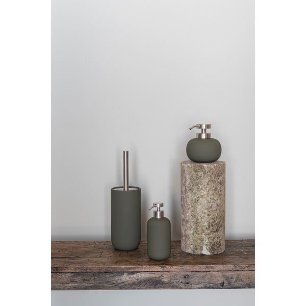 Tumši zaļš keramikas ziepju dozators 120 ml Lotus Play – Mette Ditmer Denmark-image-1