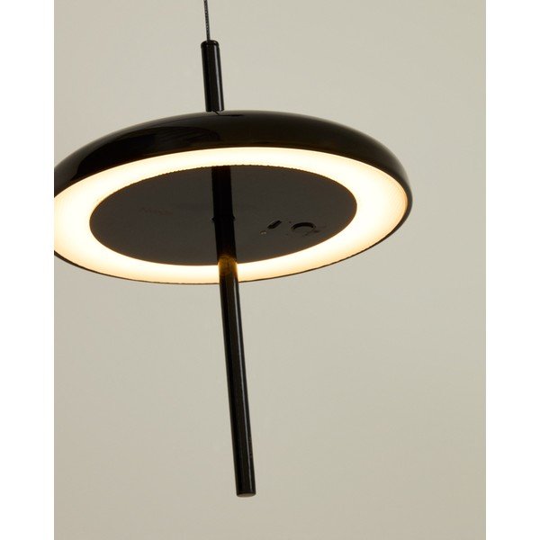 Melna LED griestu lampa ar regulējamu spilgtumu ar metāla abažūru ø 16 cm Porte – Kave Home-image-1