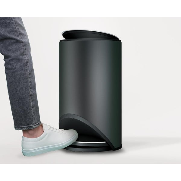 Matēti melna metāla atkritumu tvertne ar pedāli 10 l Arc – Joseph Joseph-image-4