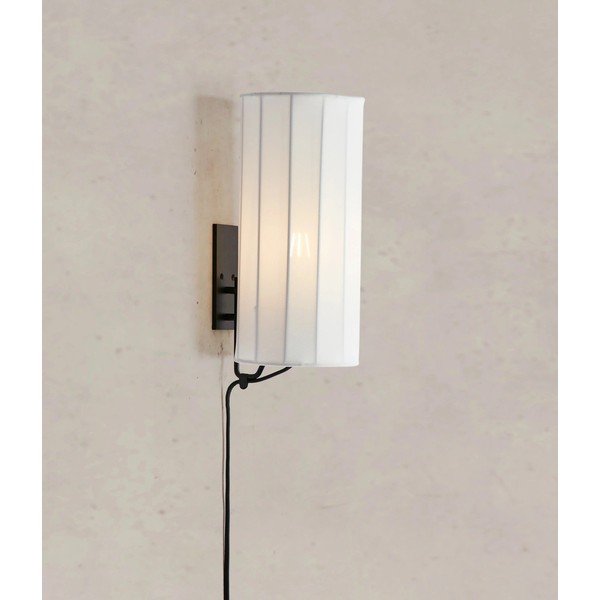 Melnbalta sienas lampa ar vadu Hikari – Markslöjd-image-1