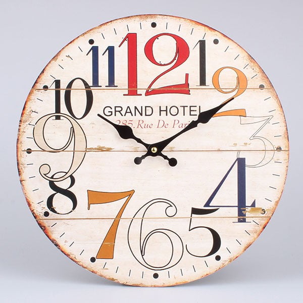 Koka pulkstenis Dakls Grand Hotel