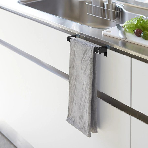 Melns piekarināms virtuves dvieļu turētājs Tower – YAMAZAKI-image-1