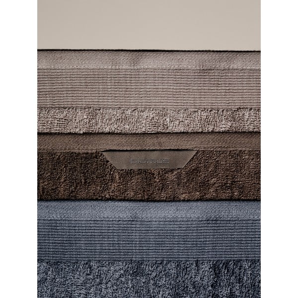 Tumši pelēks kokvilnas vannas dvielis Blomus, 140 x 70 cm-image-4