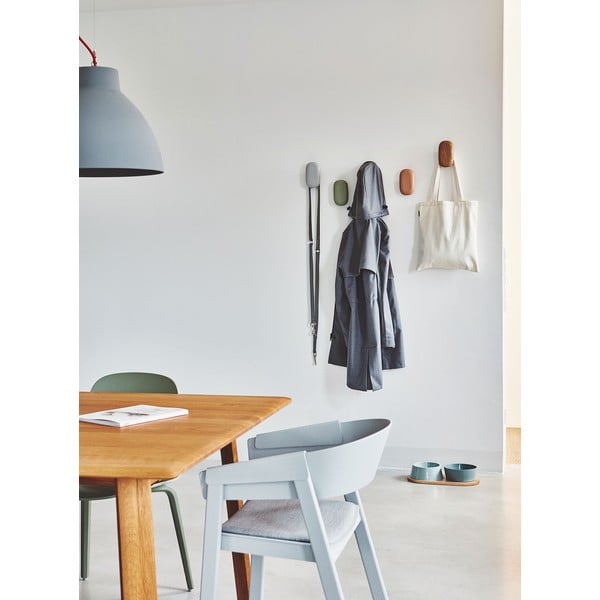 Melns ozolkoka sienas āķis Gemma Oak Black – MiaCara-image-1