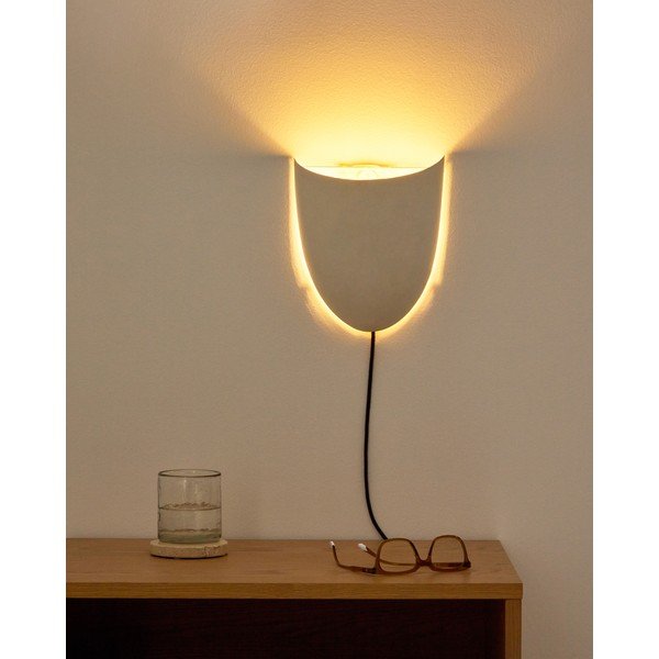 Balta sienas lampa ar vadu Nibla – Kave Home-image-1