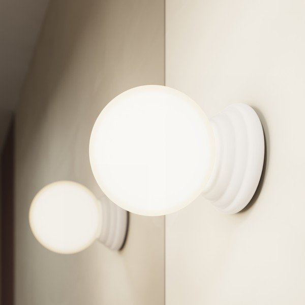 Balta keramikas sienas lampa ø 12 cm Farsa – Sollux-image-2