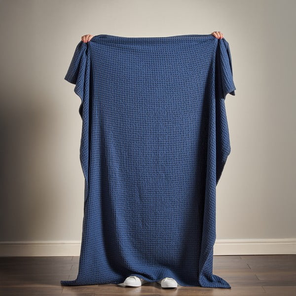 Tumši zils kokvilnas pleds 150x200 cm Jaipur Chunky Waffle – Pineapple Elephant-image-2