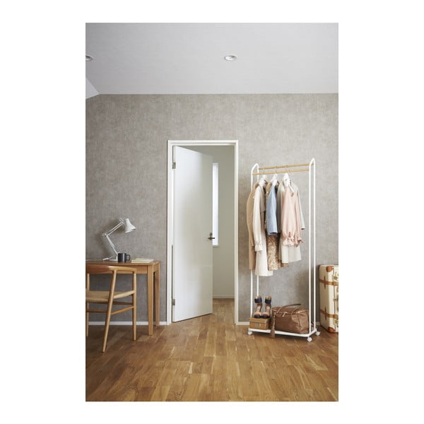 Balts metāla pārvietojams drēbju pakaramais statīvs Tower – YAMAZAKI-image-3