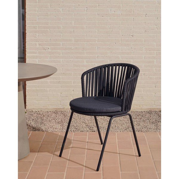 Melns metāla dārza krēsls Saconca – Kave Home-image-1