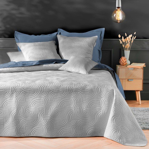 Pelēks samta gultas pārklāja un spilvendrānas komplekts 220x240 cm Solange – douceur d'intérieur-image-1