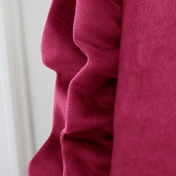 Samta dekoratīvais spilvens 43x43 cm Velvet Double Frill – Catherine Lansfield-image-2