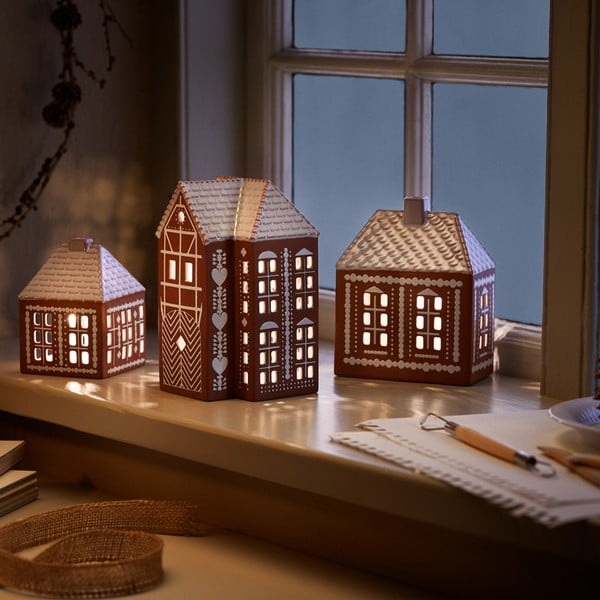 Keramikas svečturis tējas svecītēm Gingerbread Lighthouse – Kähler Design-image-3