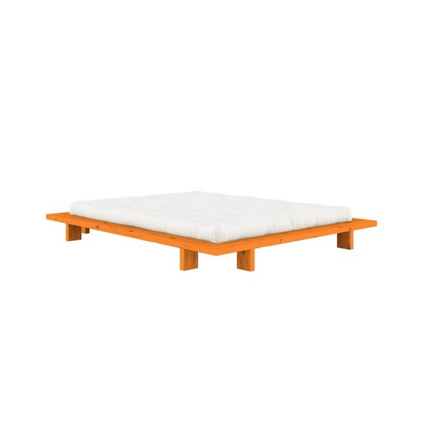 Oranža priedes masīvkoka divvietīga gulta bez galvgaļa un ar redelēm 160x200 cm Japan – Karup Design-image-3