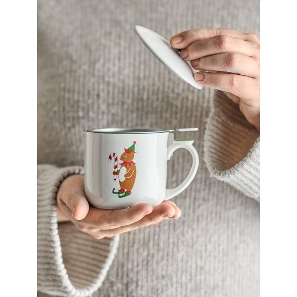 Krēmkrāsas māla krūze ar sietiņu un Ziemassvētku motīvu 300 ml Valentin – Bloomingville-image-1