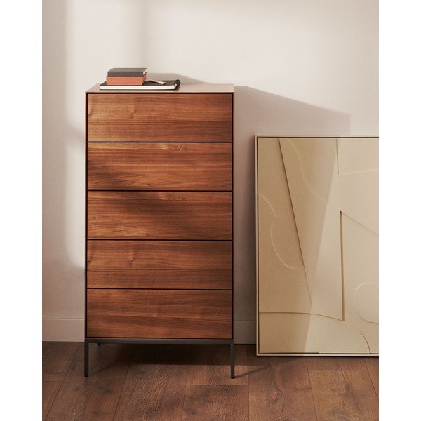 Dabīga toņa augsta kumode ar riekstkoka imitāciju 60x114 cm Vedrana – Kave Home-image-1