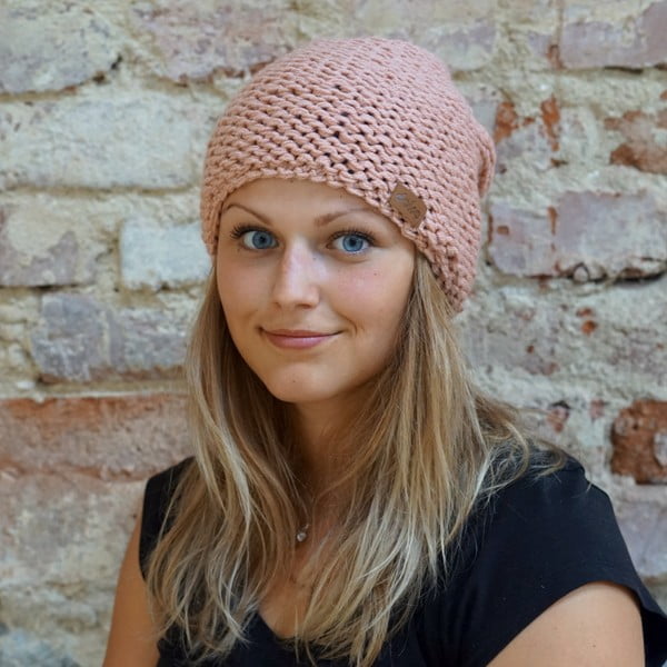 Rozā ar rokām adīta cepure DOKE Peach-image-1