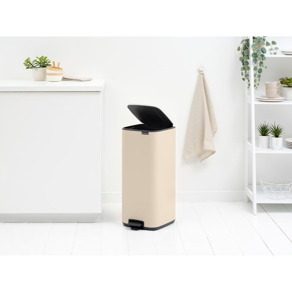 Bēša tērauda atkritumu tvertne ar pedāli 30 l Bo – Brabantia-image-2