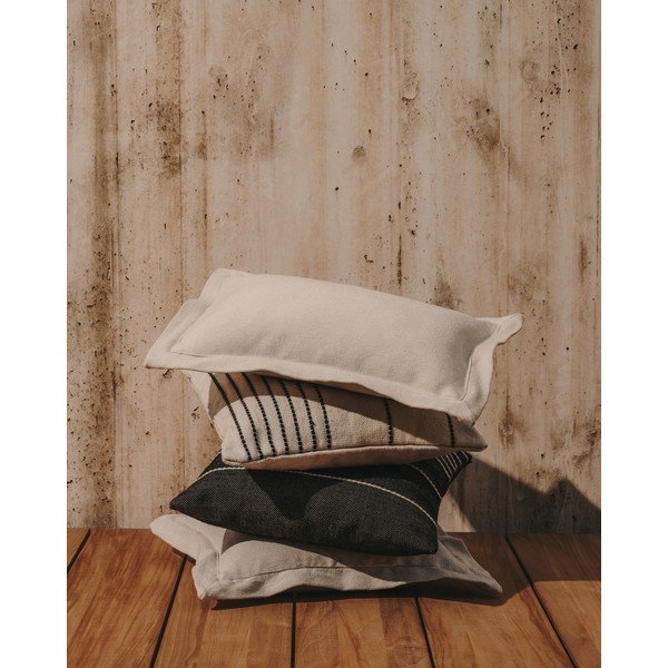 Āra spilvendrāna 45x45 cm Polp – Kave Home-image-2