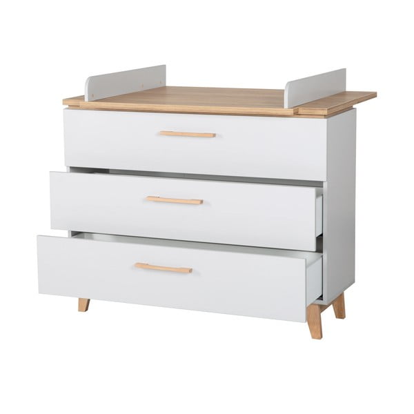 Gaiši pelēka zema bērnu kumode ar ozolkoka imitāciju 117x104 cm Caro – Roba-image-3