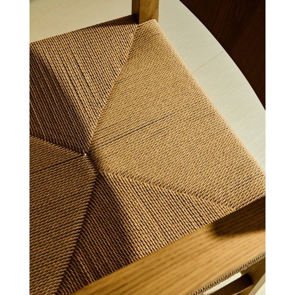 Dabīga toņa ozola masīvkoka ēdamistabas krēsls ar roku balstiem Idun – Kave Home-image-3