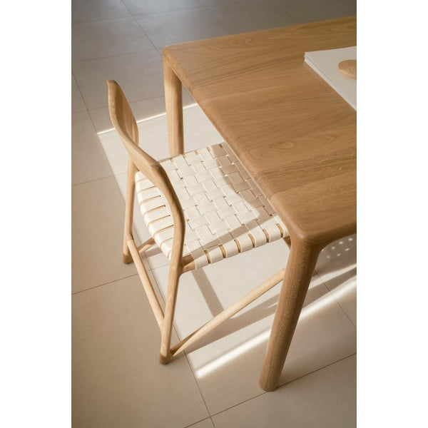 Ēdamistabas krēsls no ozolkoka ar melnu sēdekli Gazzda Fawn-image-1