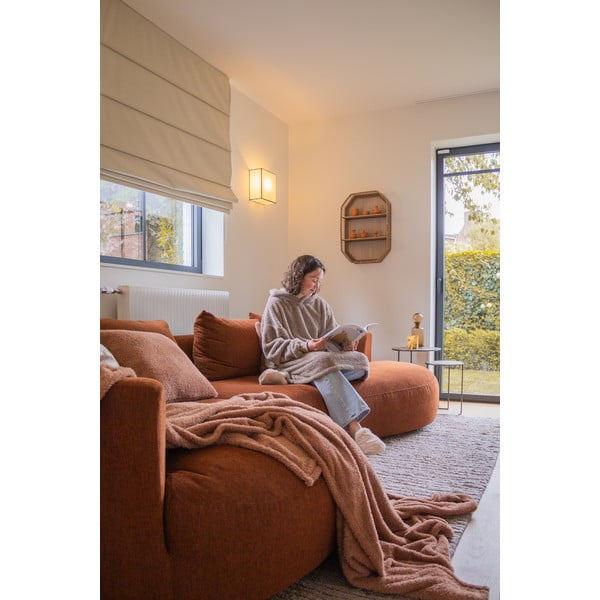 Mikroplīša dekoratīvais spilvens 45x45 cm Cocoon – Tiseco Home Studio-image-1