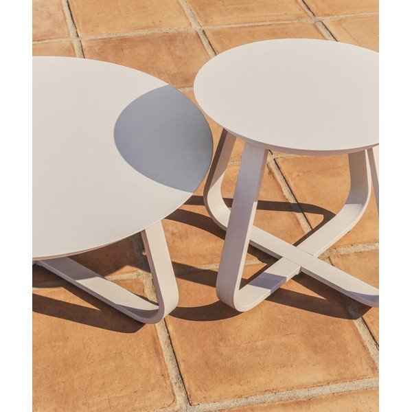 Metāla apaļš dārza galdiņš ø 48 cm Tamaris – Kave Home-image-1
