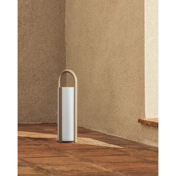 LED pārvietojams āra gaismeklis ar USB ø 16 cm Leros – Kave Home-image-1