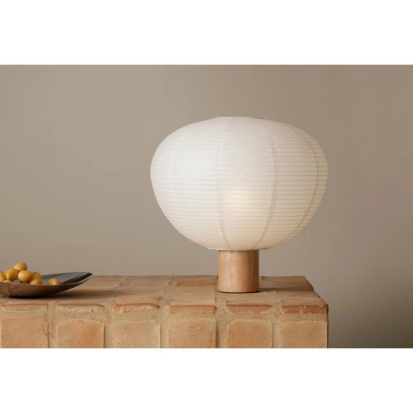 Balta/dabīga toņa galda lampa ar papīra abažūru (augstums 45 cm) Kami – Blomus-image-1