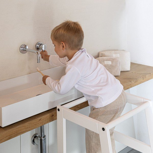 Balts dižskābarža masīvkoka bērnu kāpslītis Forrest – Vipack-image-3