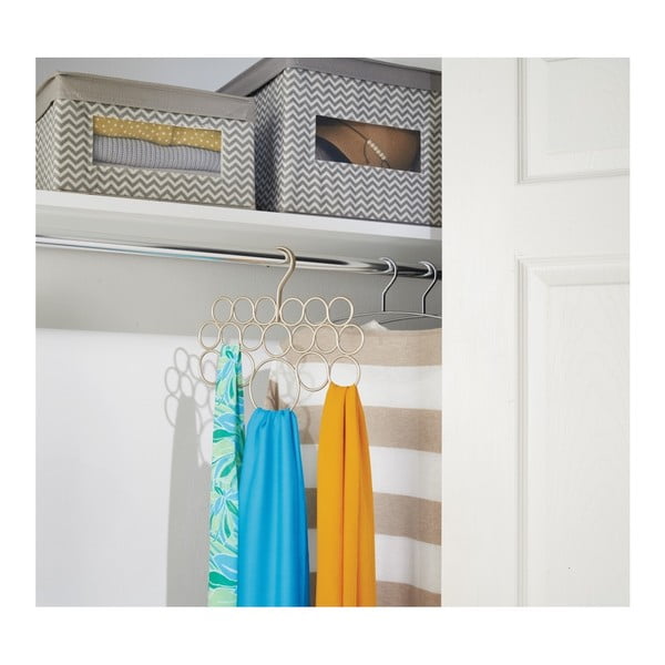 Metāla piekaramais turētājs dvieļiem, šallēm un drēbēm zelta krāsā iDesign Axis, garums 29 cm-image-3