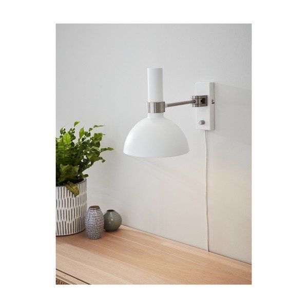 Balta sienas lampa Markslöjd Larry-image-1