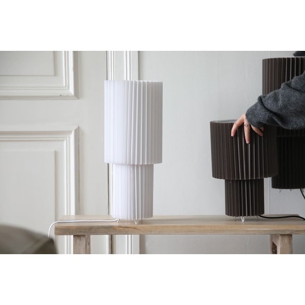 Pelēka galda lampa ar auduma abažūru (augstums 32 cm) Catis – Markslöjd-image-4