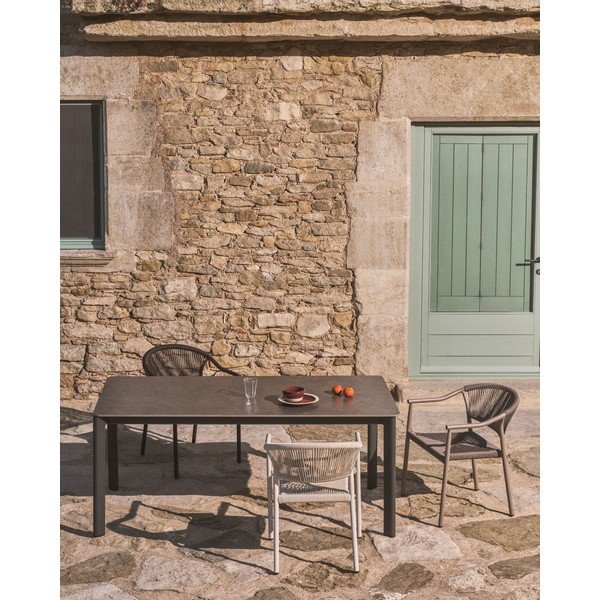 Brūns rotangpalmas dārza krēsls Livadia – Kave Home-image-4