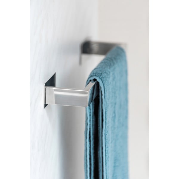 Spīdīgas sudraba krāsas nerūsējošā tērauda pašlīmējošs dvieļu turētājs Genova – Wenko-image-1