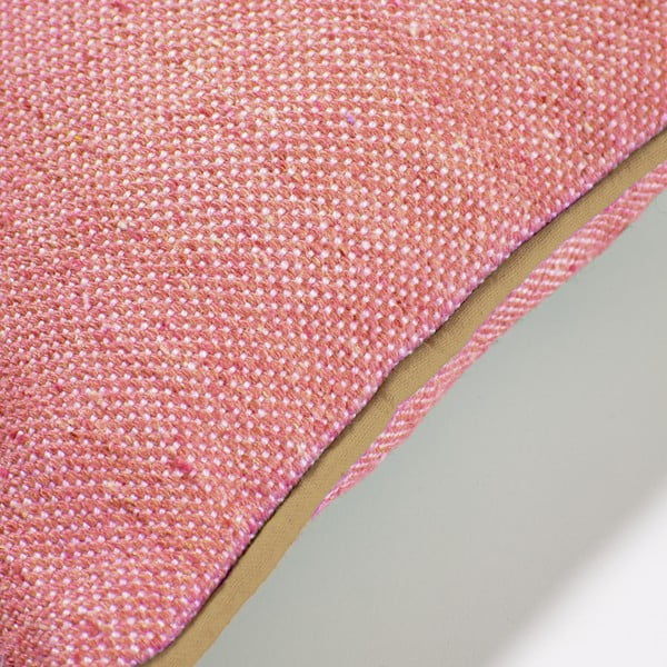 Rozā spilvena pārvalks no pārstrādātas plastmasas Kave Home Dalila, 30 x 50 cm-image-1