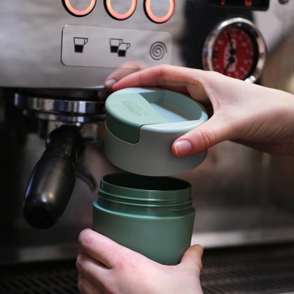 Piparmētru zaļa ceļojumu krūze 340 ml Sipp – Joseph Joseph-image-1