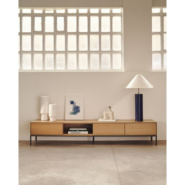 Dabīga toņa TV galdiņš ar ozolkoka imitāciju 195x35 cm Vedrana – Kave Home-image-1