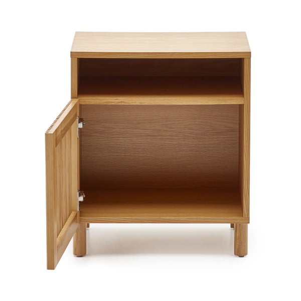 Dabīga toņa naktsskapītis ar ozolkoka imitāciju Beyla – Kave Home-image-3