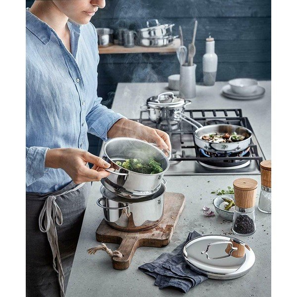 Nerūsējošā tērauda panna WMF Mini, ø 18 cm-image-1