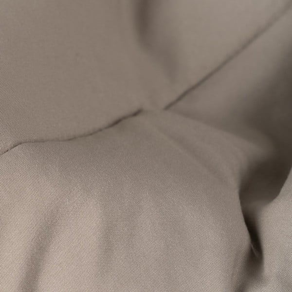 Pelēkbrūns stepēts gultas pārklājs 240x260 cm – Ixia-image-3