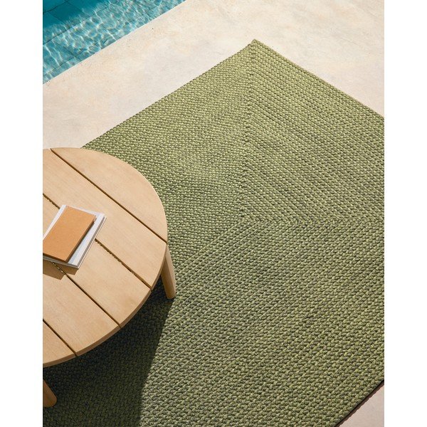 Zaļš iekštelpu un āra paklājs no pārstrādātas šķiedras 160x230 cm Despas – Kave Home-image-1