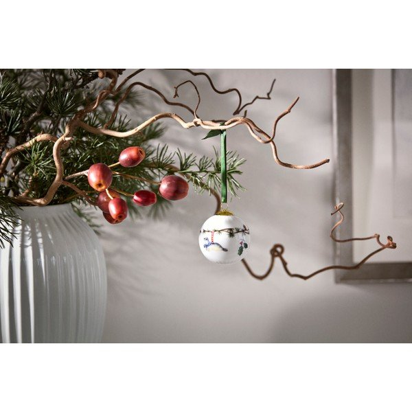 Porcelāna ar rokām apgleznots Ziemassvētku eglītes rotājums ø 6 cm Hammershøi Christmas – Kähler Design-image-1