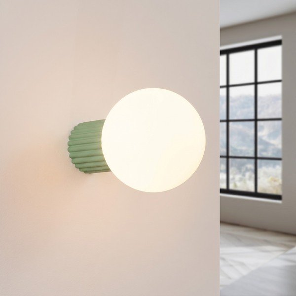 Salvijas zaļa sienas lampa no opāla stikla ø 12 cm Orbital – Sollux-image-1