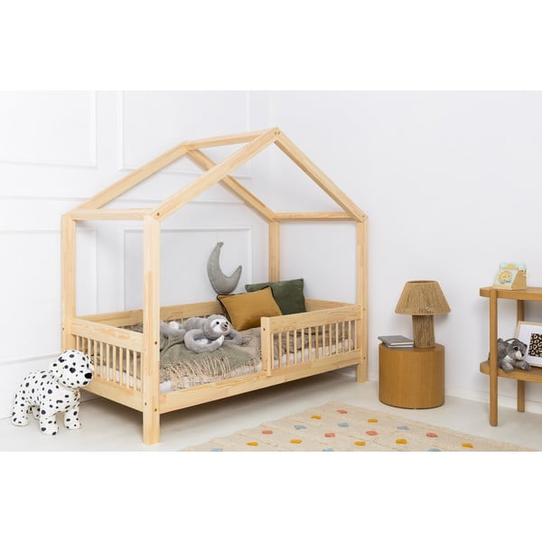 Dabīga toņa priedes masīvkoka bērnu gulta mājas formā/izvelkama ar veļas kasti 140x200 cm Mila RMW – Adeko-image-2
