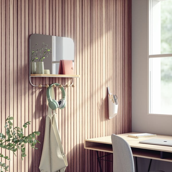 Balts/dabīga toņa sienas pakaramais ar plauktu no dižskābarža Estique – Umbra-image-1