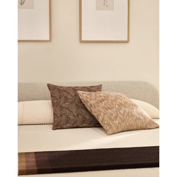 Ziloņkaula krāsas žakarda gultas pārklājs 240x260 cm Zenti – Kave Home-image-3