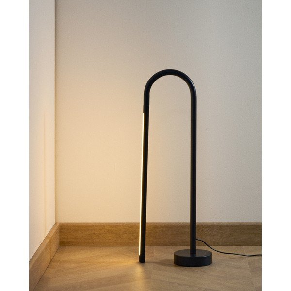 Melna LED stāvlampa (augstums 60 cm) Bow – Kave Home-image-1