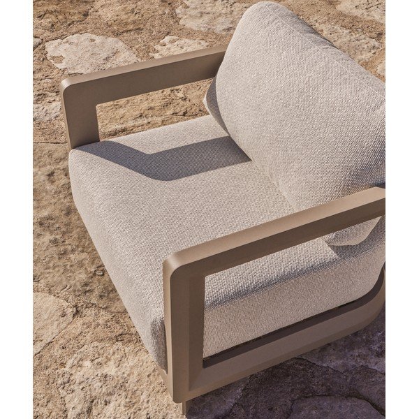 Krēmkrāsas/pelēkbrūns polsterēts dārza atpūtas krēsls Nerano – Kave Home-image-4