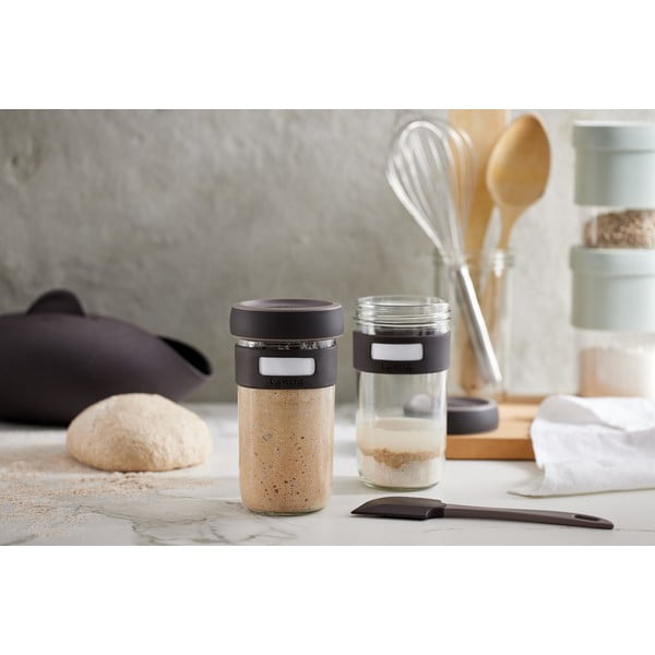 Mīklas ierauga komplekts ar lāpstiņu (2 gab.) 700 ml – Lékué-image-1